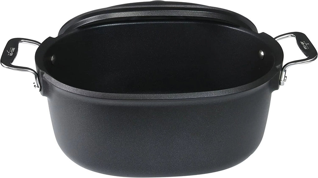 Black 6 qt. Nonstick Dutch Oven L668839