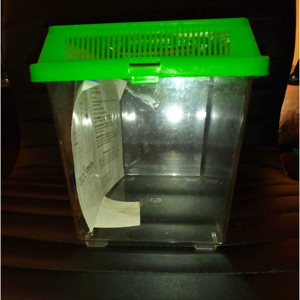 Amphibians & Fish Pet Carrier G82578