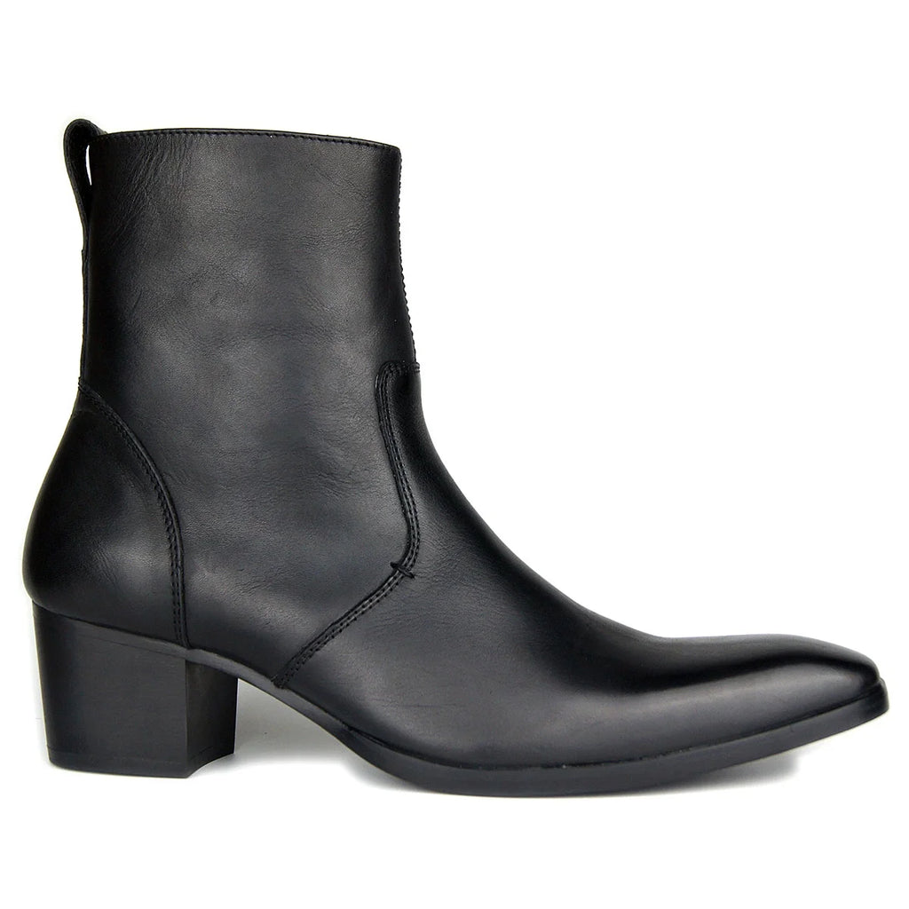 Black Leather Chelsea Boots P579