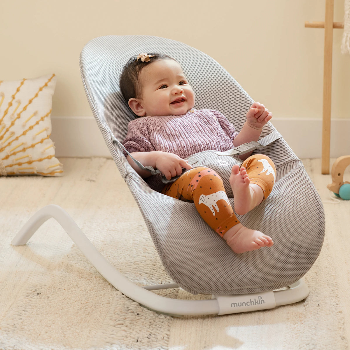 2-in-1 Baby Bouncer & Rocker, Lightweight & Compact R3137