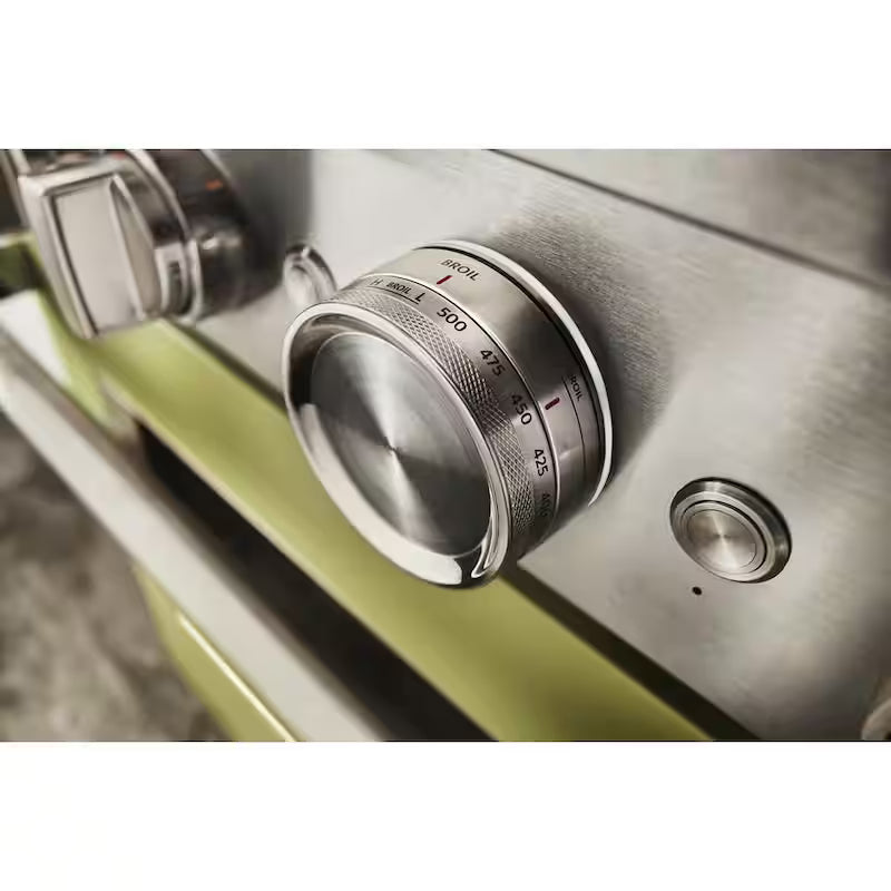 4.1 cu. ft. Smart Gas Range with Self-Cleaning and True Convection Y108162