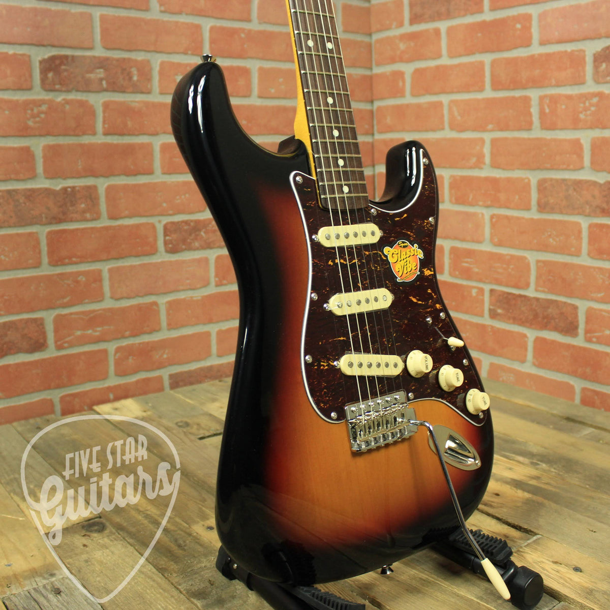 3-Color Sunburst Stratocaster G511316
