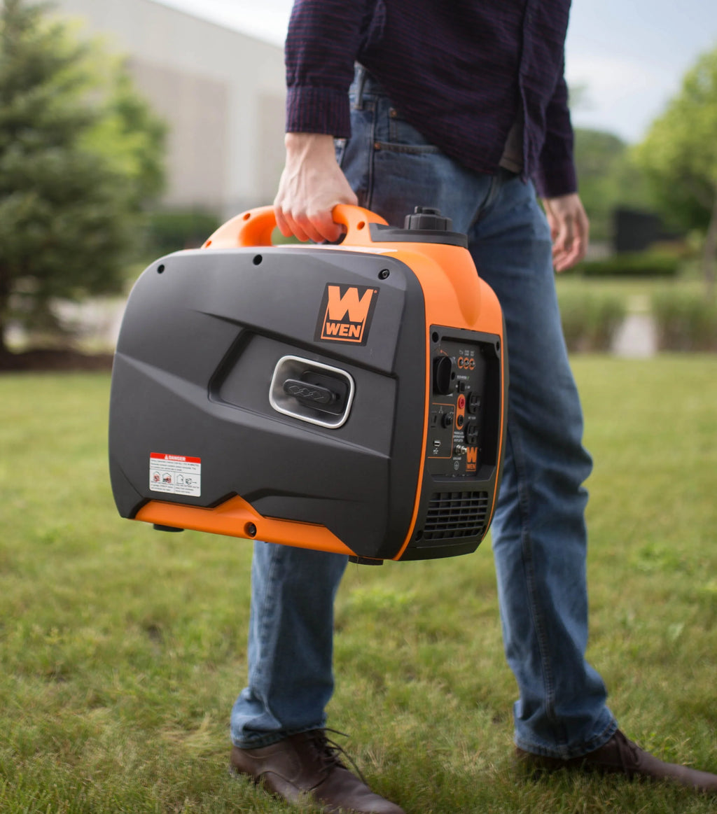 2000-Watt Portable Inverter Generator R487011