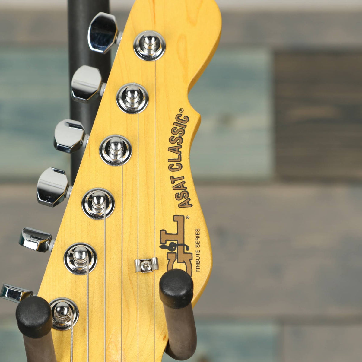 3-Tone Sunburst Semi-Hollow Electric Guitar X8895