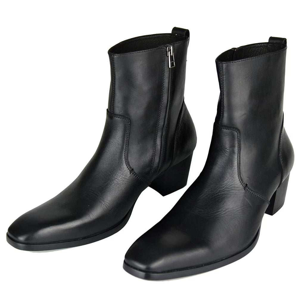Black Leather Chelsea Boots P579