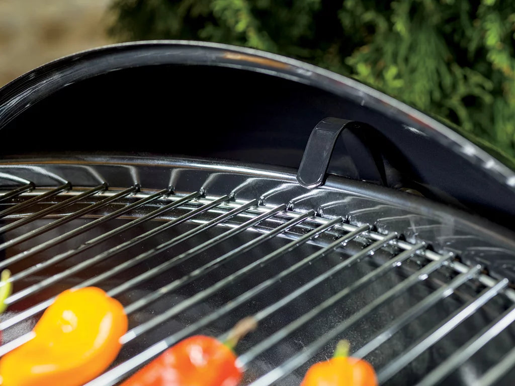 22" Black Charcoal Grill D28588