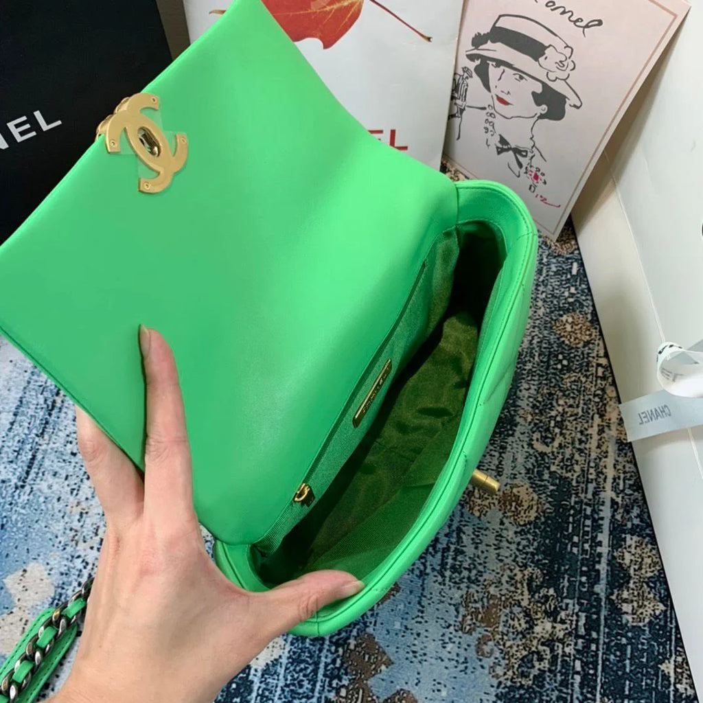 Green Handbag U6763