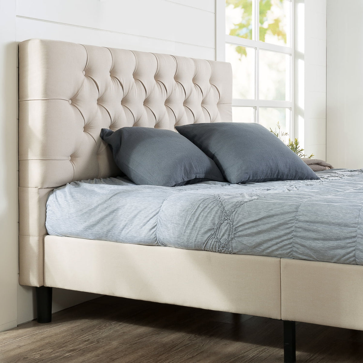 Queen Upholstered Platform Bed Frame B2111