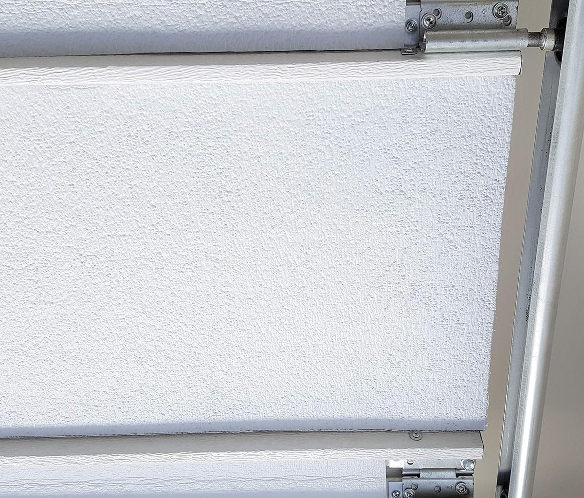 White Reflective Foam Core Garage Door Insulation Kit 18 Ft x 8 Ft R Value 8.0 R237
