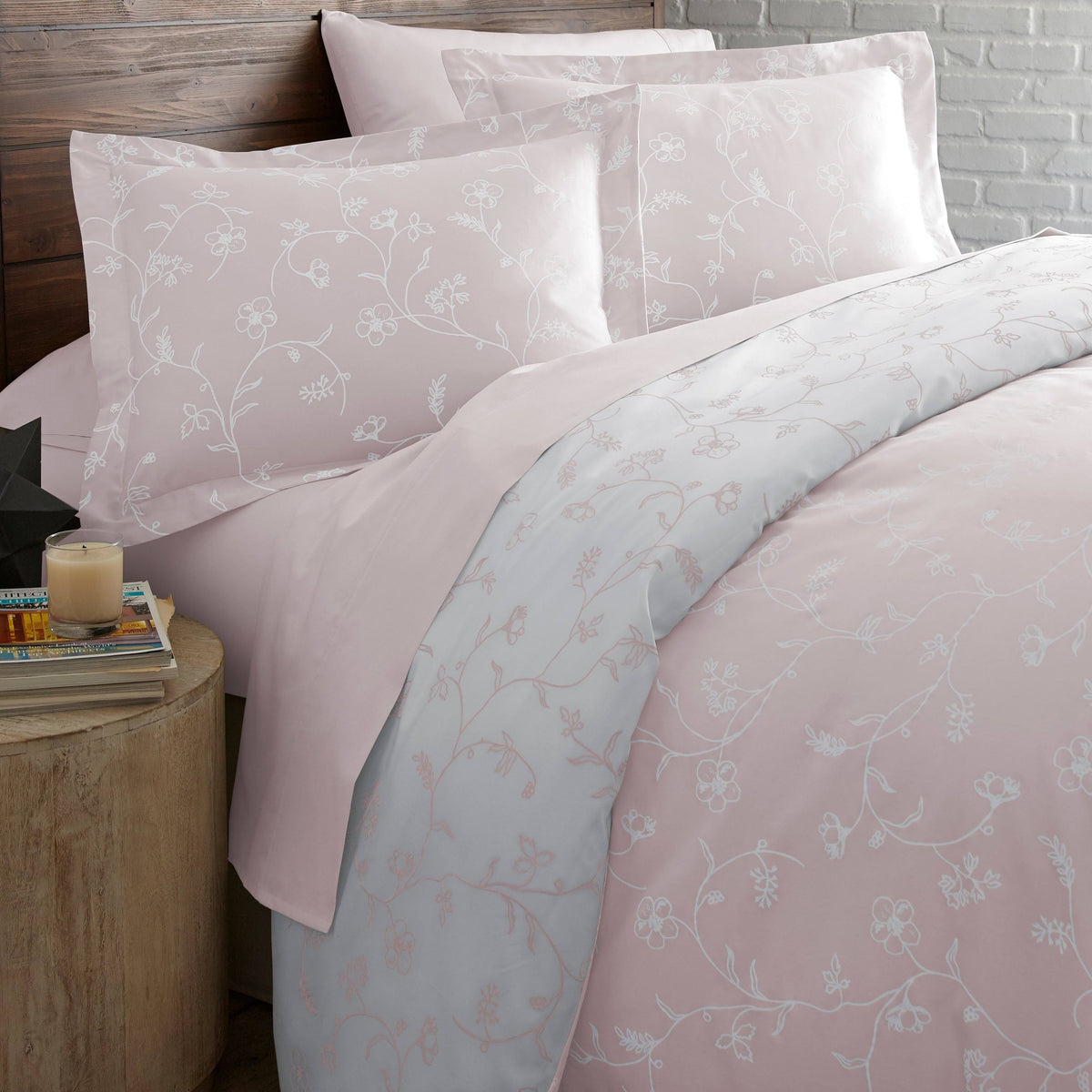 King Cotton Reversible Duvet Cover and Sham Set S671941
