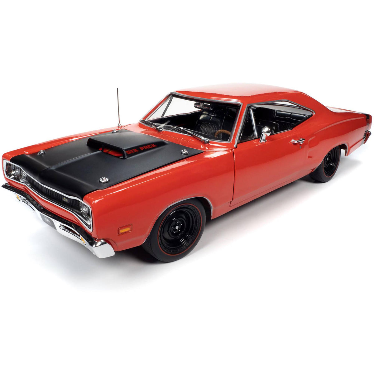 1/18 Diecast Model Car M32625