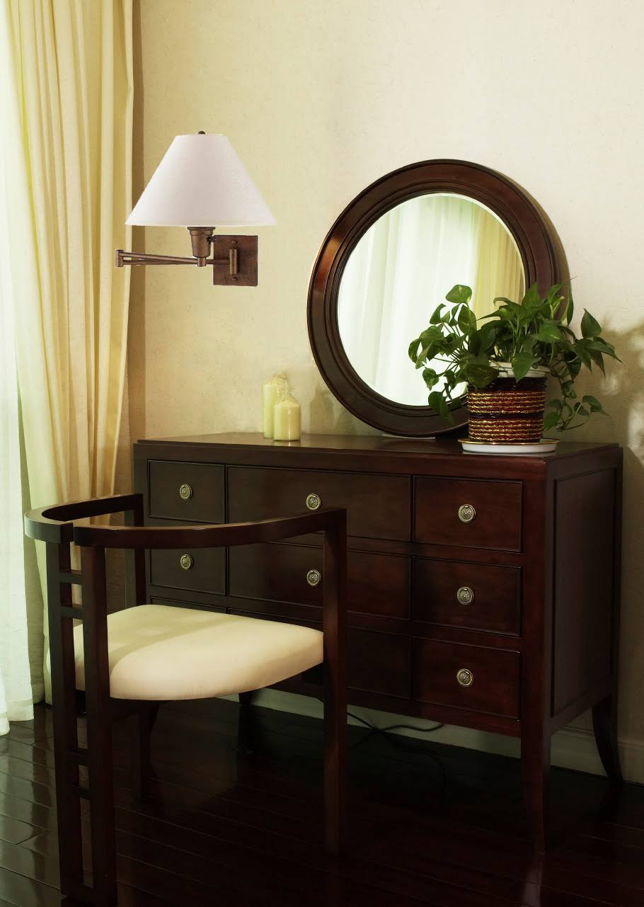 Brushed Steel Swing Arm Wall Lamp O45983
