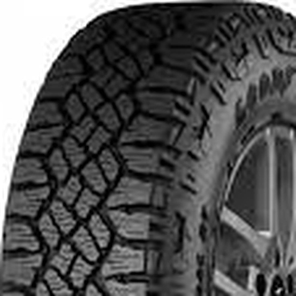 LT275/55R20 120/117S E Light Truck Tire Y25282
