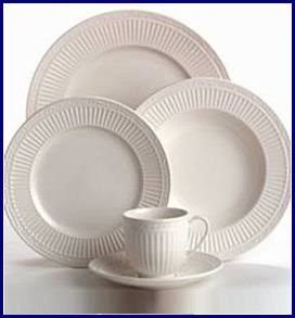 45 Piece Set Service for 8 L7797
