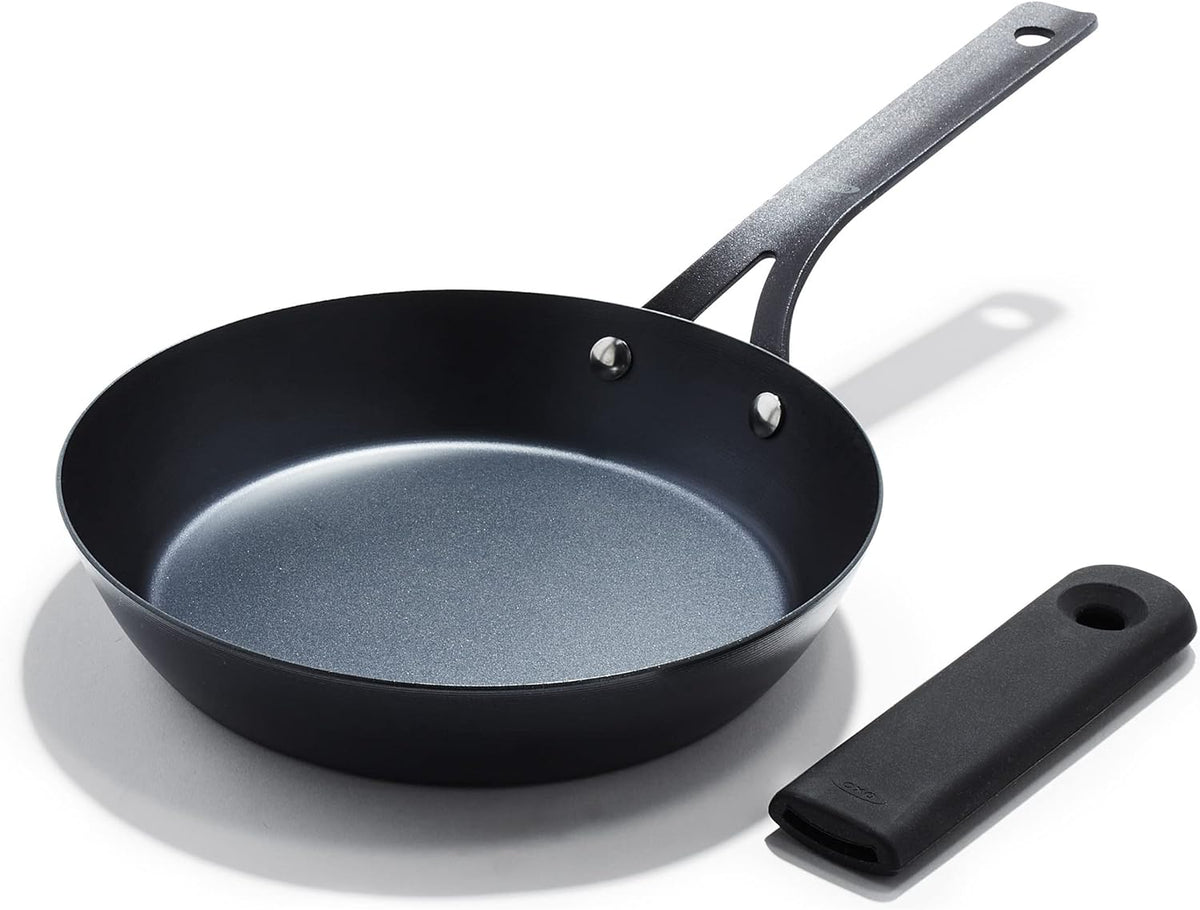 12 Carbon Steel Wok Pan with Silicone Handle Holder K51008