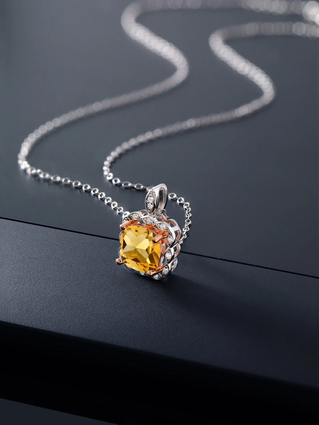 925 Sterling Silver Citrine Pendant Necklace with 18 inch Silver Chain L680649