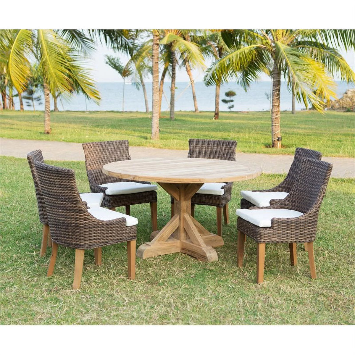 Wood Round Dining Table C243