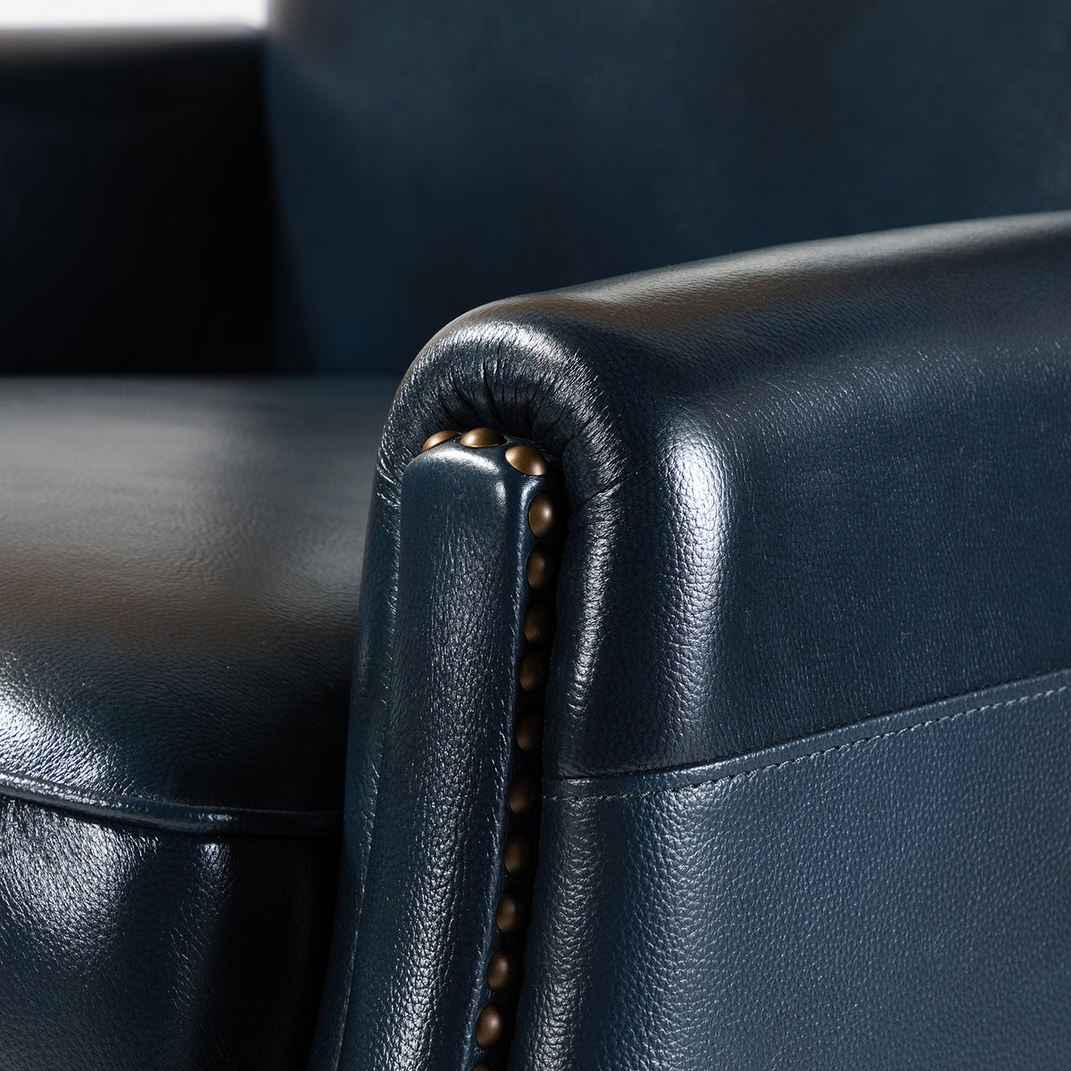 Navy Leather Recliner Armchair with Birch Wood Legs Z374533